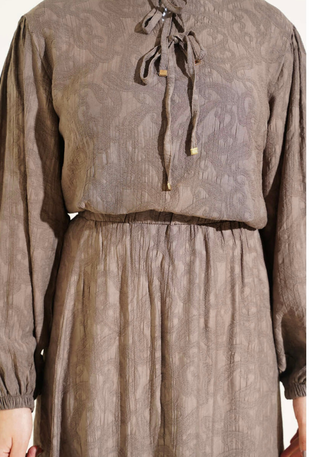 Jacquard Suit with Elasticated Sleeves, Tie-Collar and Skirt